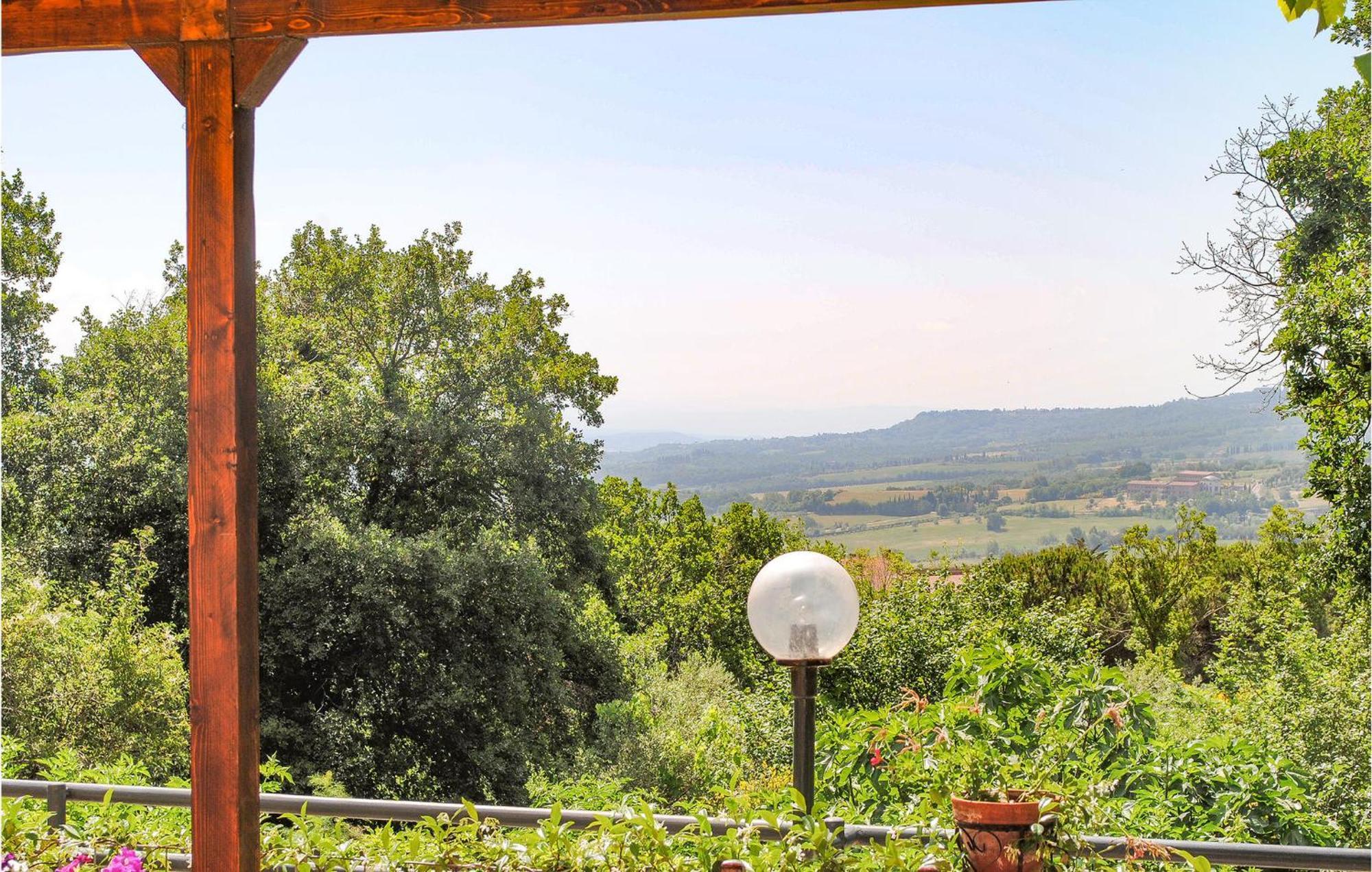 Awesome Home In Chianciano Terme With Wifi Exterior photo